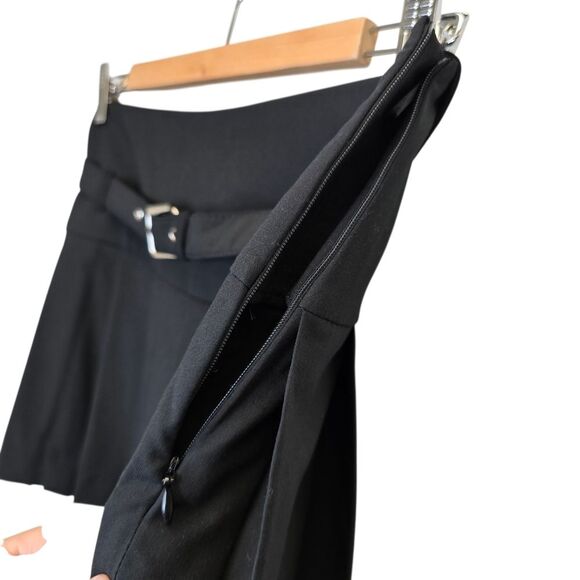 NWT Zara Womens M Box Pleated A-Line Belt Buckled Black Mini Skort 3067/538/800 - Picture 10 of 15